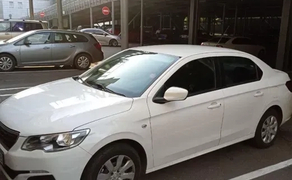 Авто Без бренда Pegeuot 301 Bolt/Uklon Comfort