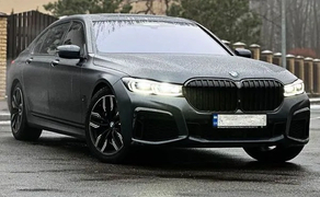 353 BMW M760 LI без водія або з водієм 