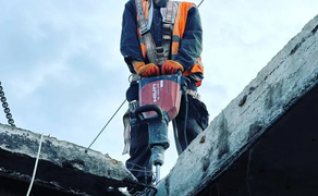 Відбійні молотки Hilti та Dewalt