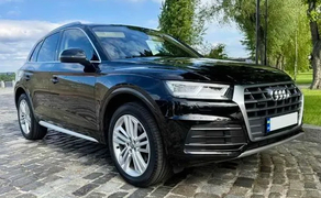 404 Позашляховик на весілля Audi Q5 чорний з водієм