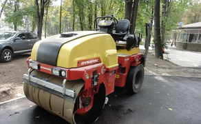 Каток дорожній 