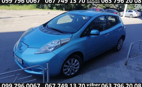 Електромобіль Nissan Leaf 
