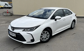 Автомобіль для роботи в таксі Київ Toyota Corolla 2020