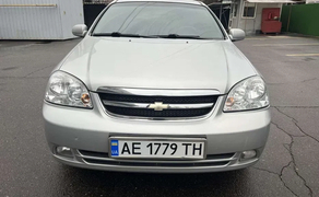 Авто Chevrolet під таксі