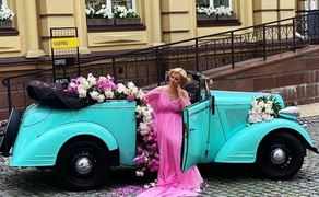 137 Ретро авто кабріолет для фотозони Opel бірюзовий