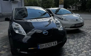Aвто Nissan leaf 600 грн