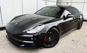 191 Porsche Panamera 4S E-Hybrid без водія в Києві