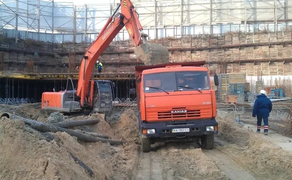 Розроблення ґрунту будь-якої складності та будь-яких обсягів