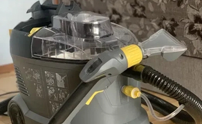 Миючий  пилосос Karcher 
