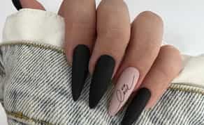 Манікюр Борщагіка, нарощування нігтів Гната Юри 9.