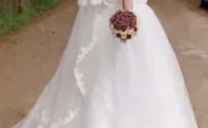 Весільна сукня