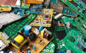 Приймаю: Радіолампи, мікросхеми, транзистори, підсилювачі Конденсатори, реле, резистори, плати Осцилографи, радіоприлади, блоки живлення