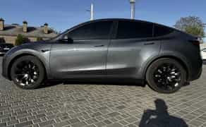 Подобово авто Tesla Model Y Львів