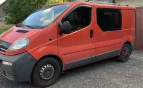 Вантажоперевезення не великого габариту + 4 пасажири.