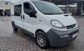 Бус Opel Vivaro у користування. Комфорт