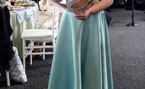 Сукня випускна