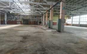 Складське виробниче приміщення 2200 м2 в Ужгороді