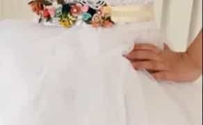 Біла шикарна дитяча сукня