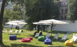 Зонт білий для відпочинку