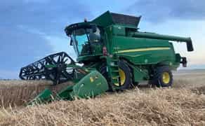 Зернозбиральний комбайн John Deere Т 670