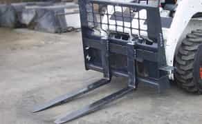 Палетні вила на міні-навантажувач