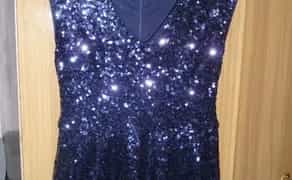 Нарядне плаття на свято, або випускний вечір.