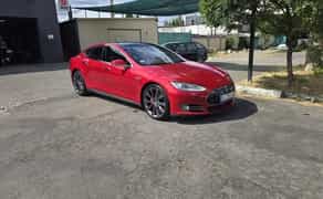 Tesla Model S P85D
