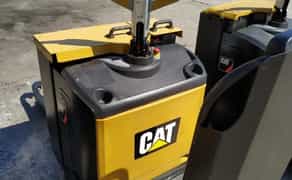 Електровізок CAT NPV20N 2012 року випуску вантажопід'ємністю 2 тонни