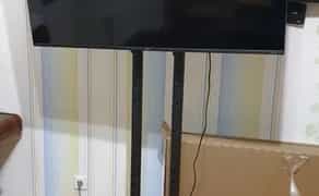 Презентаційна стійка для плазм ЖК/ТВ для для виставок, показів та заходів