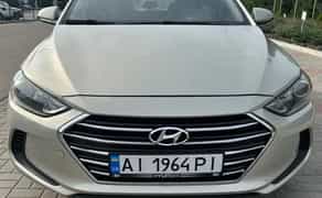 Авто Hyundai Elantra