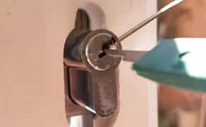 Аварійне відкриття замків. Відкриття замка/дверей без пошкодження