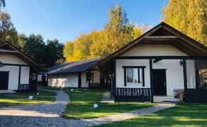 Котедж за містом , власний паркінг ,ідеальні фотолокаціі