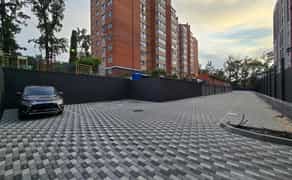 Паркомісце на закритій території – 24/7 доступ