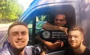 ВАНТАЖНИКИ, Вантажні Перевезення: Послуги вантажників .