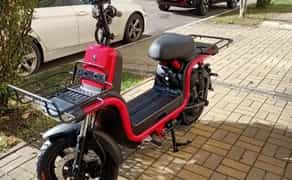 Електроскутер glovo доставка