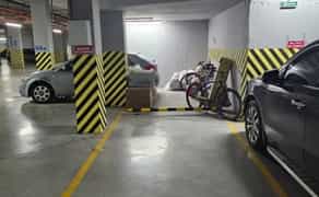 Паркінг в 44 Жемчужині, вул. Каманіна