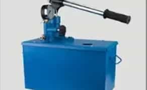 Насос для опресовки труб