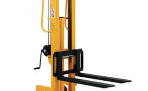 Штабелер 1000кг – надійне підйомне обладнання для складу