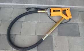 Ущільнувач бетону ,віброущільнювач