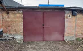 Гараж: цегла, теплий, надійний