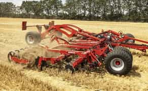 Трактор John Deere 8R 340 з дисковими боронами AMAZONE Catros 6м та HORSCH JOKER