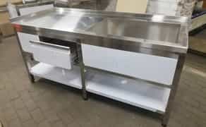 Обладнання з нержавійки столи, стелажі, мийки. Власне виробництво