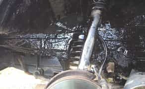 Провесіональна антикорозійна обробка днища авто. Очищення від іржі.