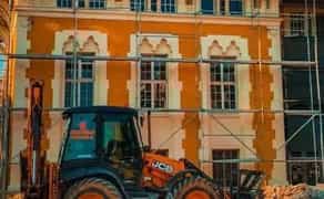 Вивіз сміття, вантажники, екскаватор, пісок відсів щебінь бут бетон