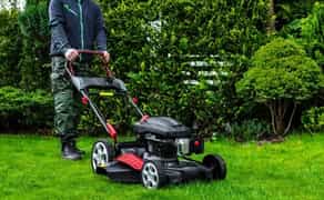 Газонокосарка бензинова травозбірником