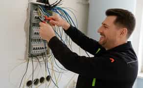 Послуги електрика. Електромонтажні роботи новобудова