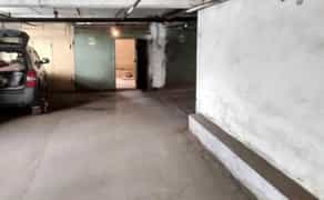 Гараж для зберігання та стоянки авто