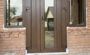 Вікна, Двері, Балкони: Виготовлення та Професійний Монтаж "Під Ключ"!