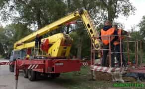 Автовишка ПГ-45, висота підйому 45 метрів