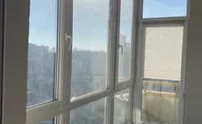 Професійна мийка вікон для дому та офісу з бездоганним результатом